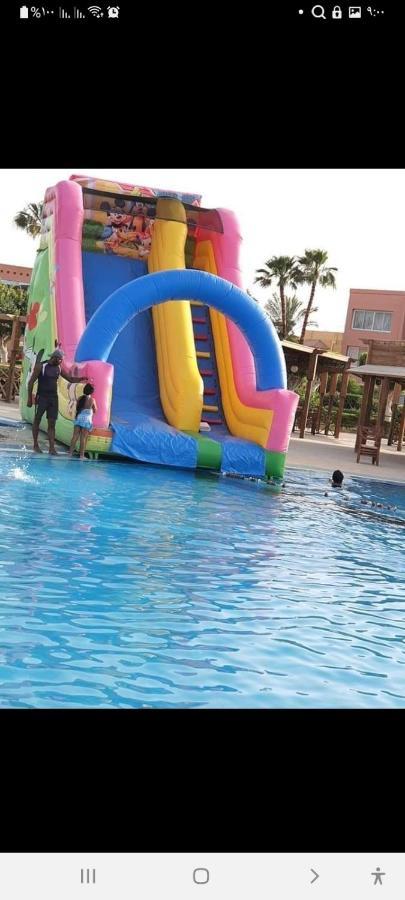 شاليه فرش فندقي بقرية بالميرا بيتش العين السخنه للعائلات Ajn-Szuhna Kültér fotó